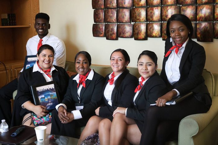 Connecting Graduates With Airline Careers